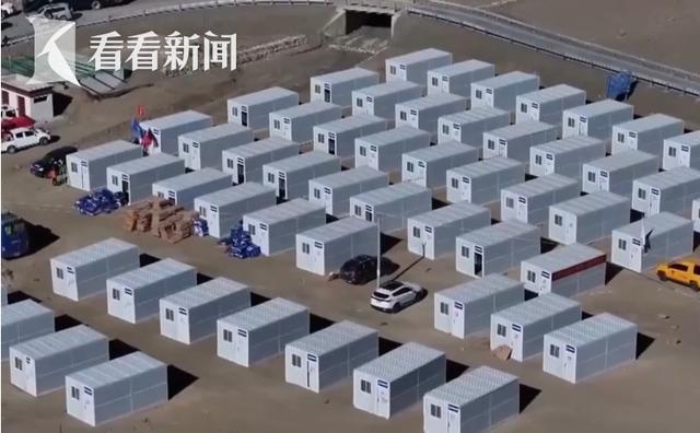 争春节前完成板房搭建 保群众温暖过冬开元棋牌试玩西藏定日68级地震 力(图2)